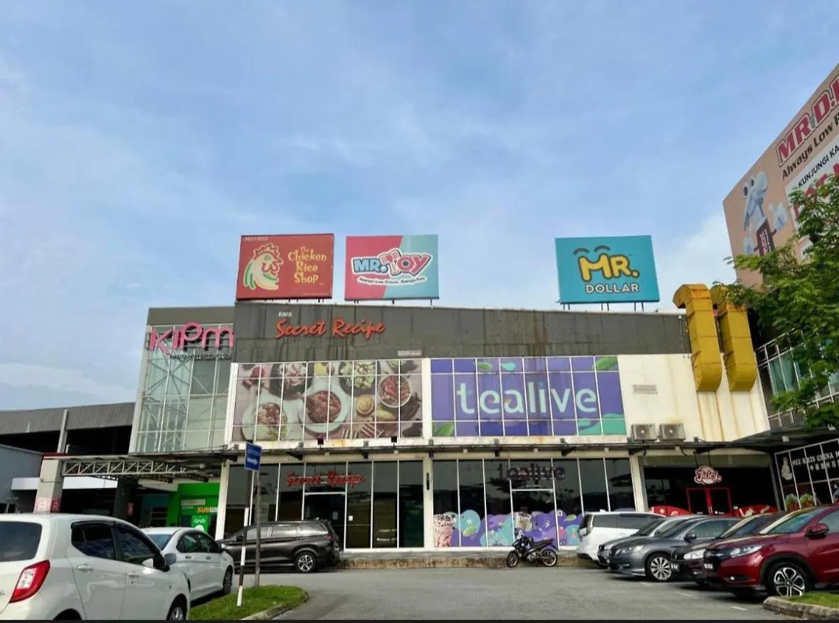 Sasa Roomstay-Self Check In Klia Airport Transit By Afie Sepang 0*,  Malaysia